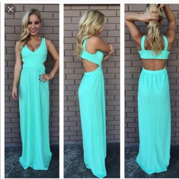 2 for $20! Dainty Hooligan Cutout Mint Maxi Dress - Picture 1 of 3